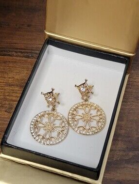 Vintage Avon Gold Colored Crystal Filigree Dangle Earrings